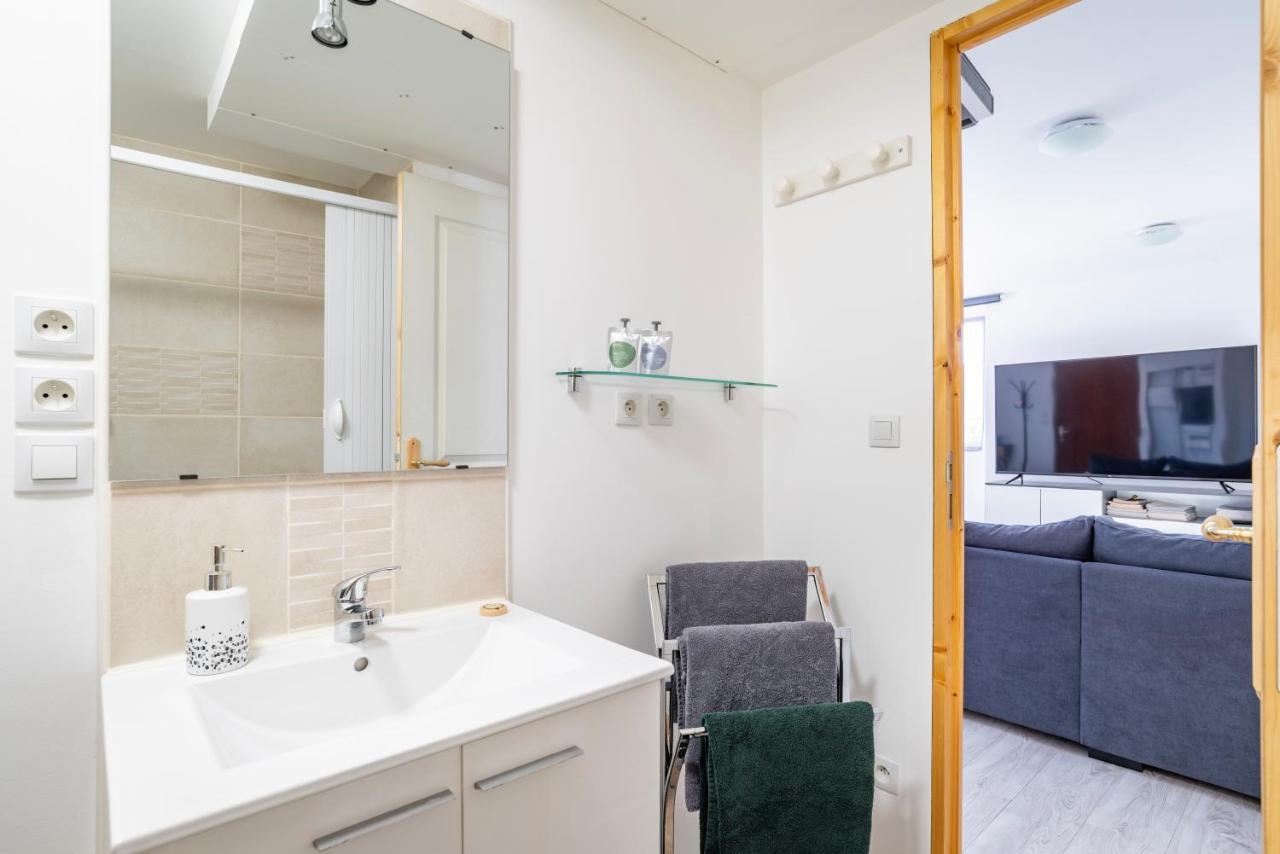 Gite Le Carpe Diem - Classe 3 Etoiles - Centre Ville - Wifi - Netflix Marmoutier Buitenkant foto